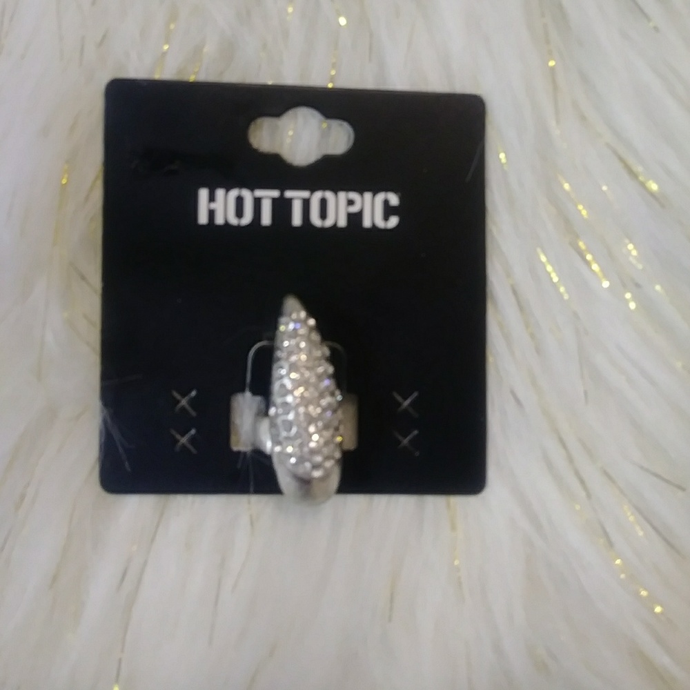 Hot Topic nail Bling Ring